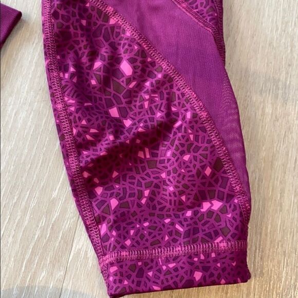 LULULEMON Run Inspire  Paradise Geo Regal Plum 4 - Picture 5 of 11